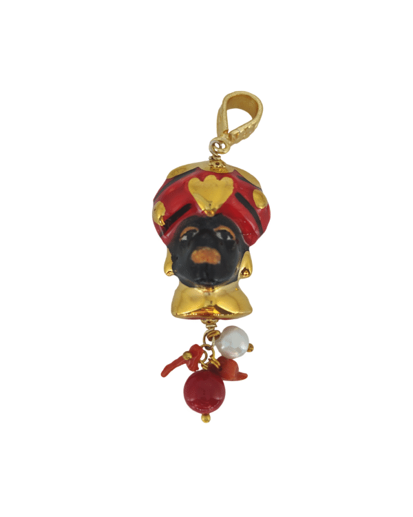 Piccolo bruno colgante rojo charm perla