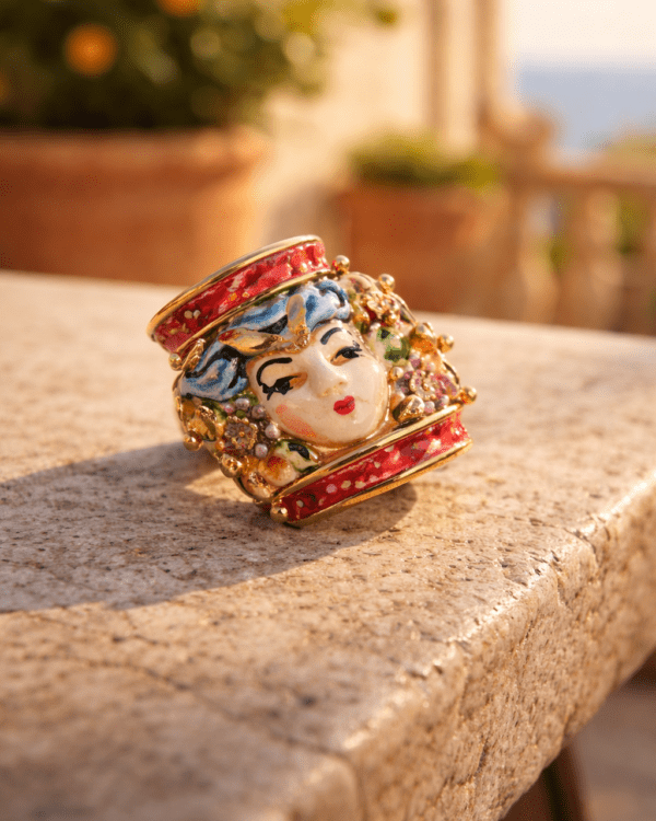 Anillo volto siciliano rojo haydee joyeria artesanal